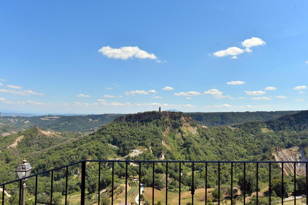 Le Calanque La Terrazza Su Civita Lubriano ภายนอก รูปภาพ