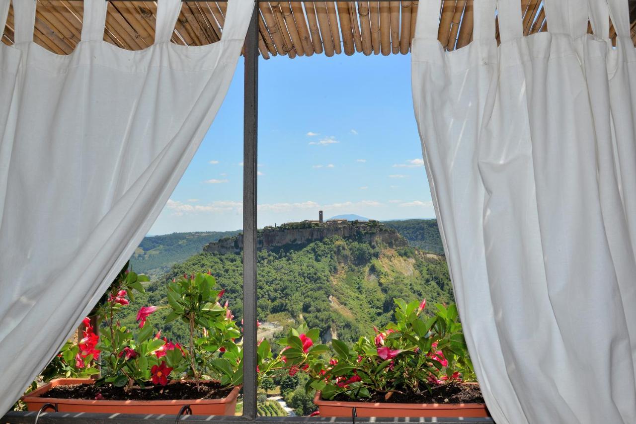 Le Calanque La Terrazza Su Civita Lubriano ภายนอก รูปภาพ