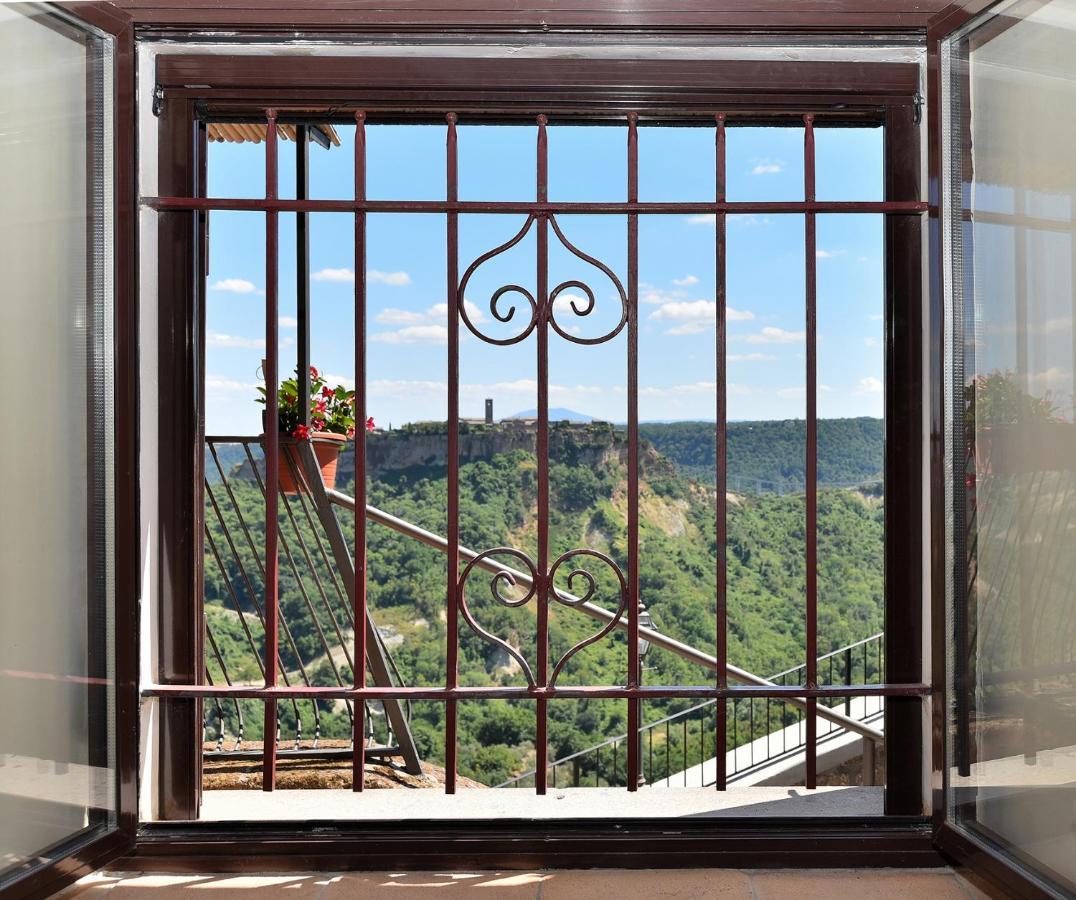 Le Calanque La Terrazza Su Civita Lubriano ภายนอก รูปภาพ