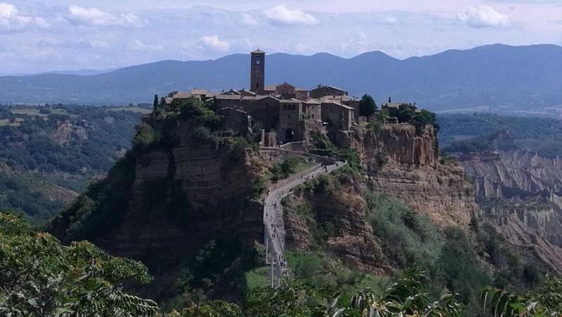 Le Calanque La Terrazza Su Civita Lubriano ภายนอก รูปภาพ